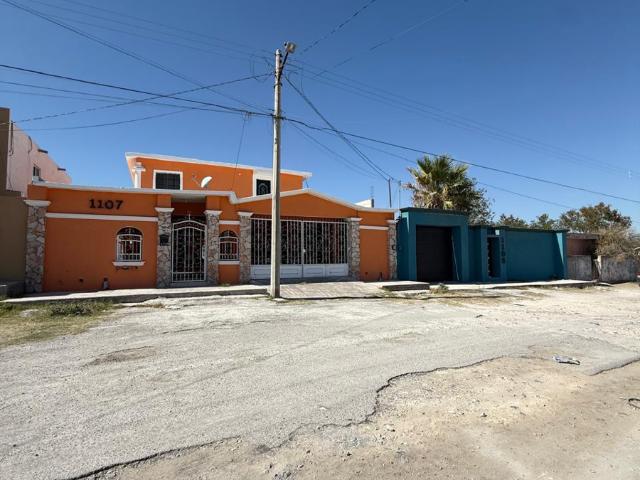 CASA EN VENTA EN COLONIA CALDERÓN, MONCLOVA, COAHUILA