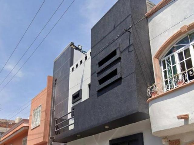 Casa en venta en Colonia Centro, La Piedad de Cabadas, Michoacán CLJ
