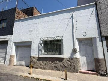 CASA EN VENTA EN COLONIA AMERICANA
