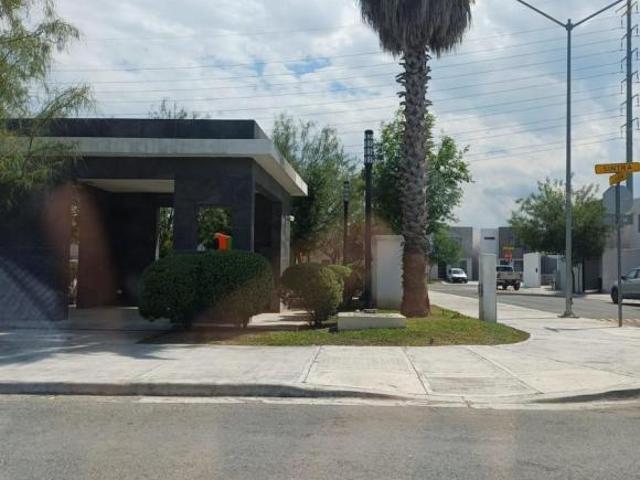 Casa en Venta en Colonia Alta Condesa – Juarez NL
