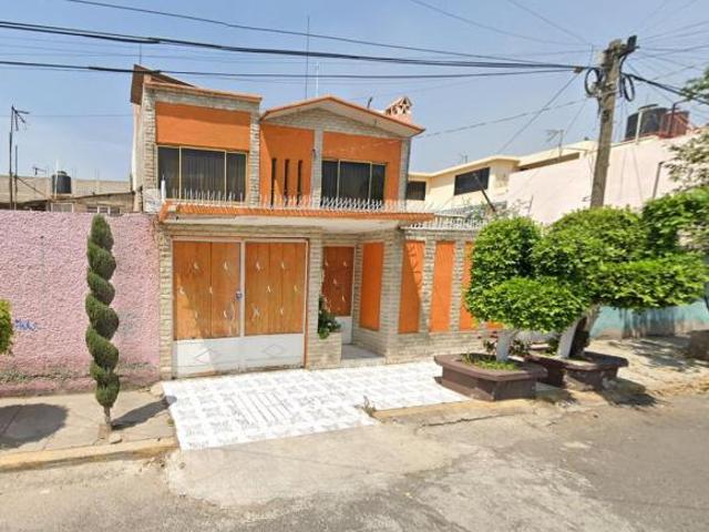 Casa en Venta en Colonia Benito Juárez, Nezahualcóyotl