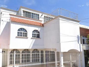 CASA EN VENTA EN COLONIA BUROCRATA DURANGO