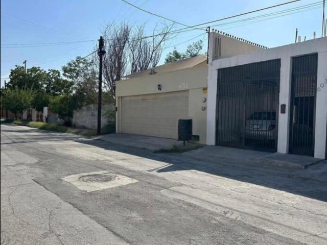 CASA EN VENTA EN COLONIA GUADALUPE, MONCLOVA, COAHUILA