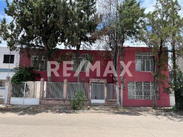 Casa en venta en colonia Del Maestro