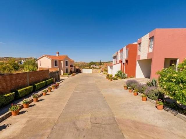 CASA EN VENTA EN COLONIA DEL PARQUE, HIDALGO DEL PARRAL, CHIHUAHUA