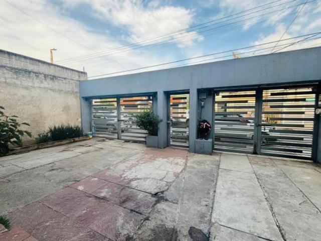 Casa en venta en Colonia Echegaray, Naucalpan, Estado de México