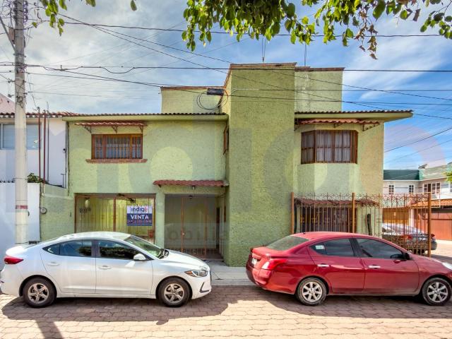 Casa en Venta en Colonia El Carrizal en esquina