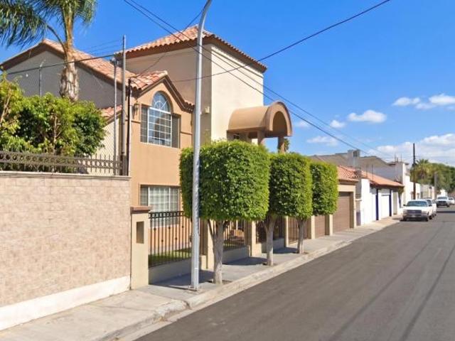 CASA EN VENTA EN COLONIA EL PARAISO, TIJUANA, BAJA CALIFORNIA