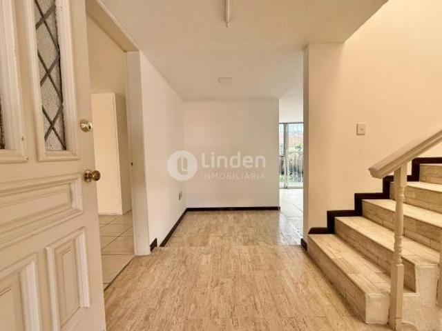 CASA EN VENTA EN COLONIA EL VERGEL PARA NEGOCIO en 31 SUR