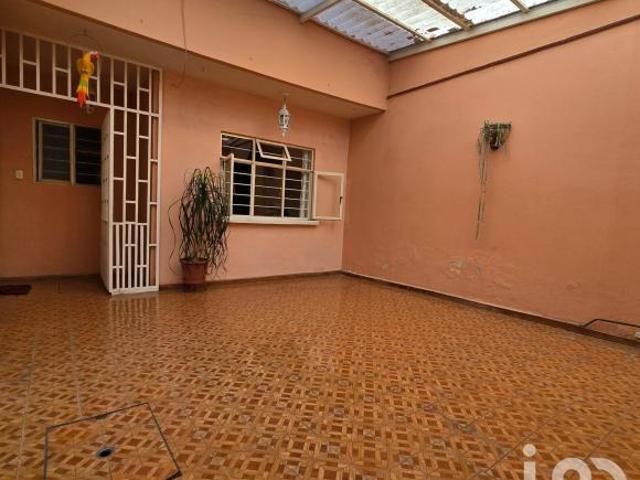 Casa en venta en colonia Esperanza, Nezahualcoyotl, estado de México