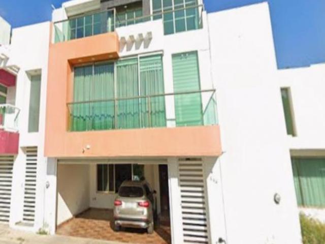 CASA EN VENTA EN COLONIA FRACCIONAMIENTO LAS NUBES, TUXTLA GUTIERREZ, CHIAPAS