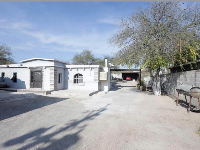CASA EN VENTA EN COLONIA INDEPENDENCIA, CASTAÑOS, COAHUILA