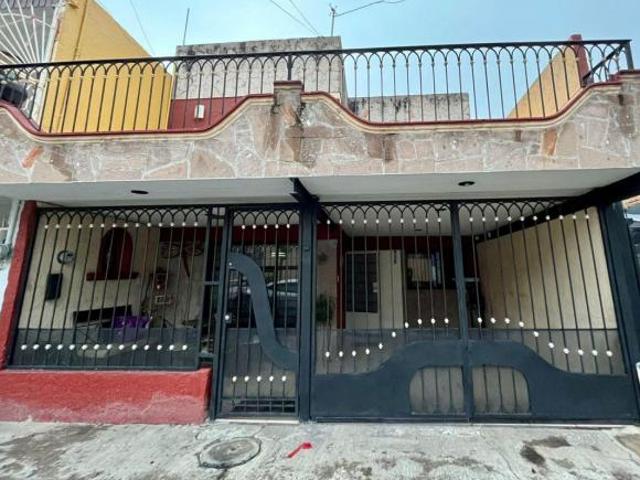 CASA EN VENTA EN COLONIA INSURGENTES PRIMERA SECCION. Guadalajara, Jal