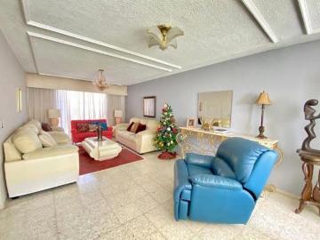 Casa en Venta en colonia Jardines del Sol, calle Tenochtitlan