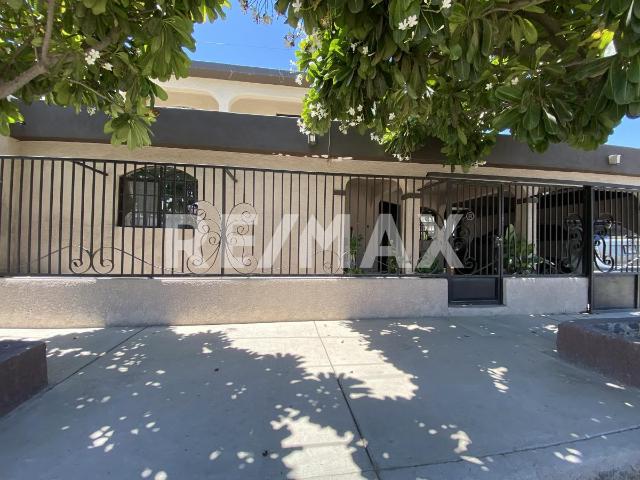 Casa en venta en Colonia Olivares