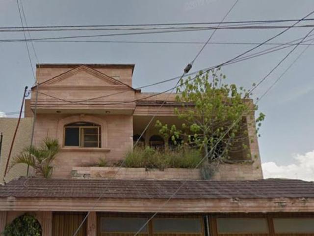 RP CASA EN VENTA EN COLONIA LOS LAURELES ZAMORA DE HIDALGO