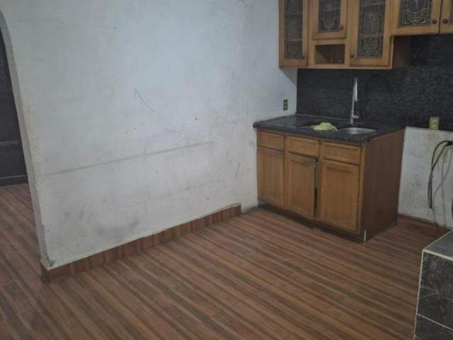 CASA EN VENTA EN COLONIA LAS SOMBRILLAS, SANTA CATARINA, N.L