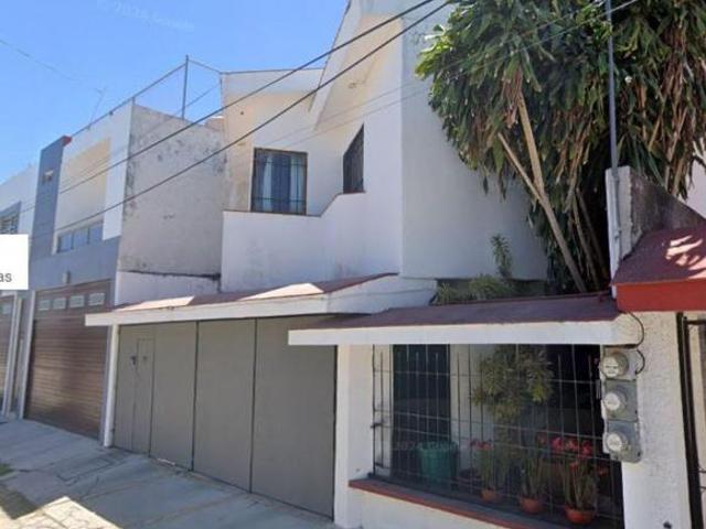 CASA EN VENTA EN COLONIA LINDAVISTA TEPIC NAYARIT