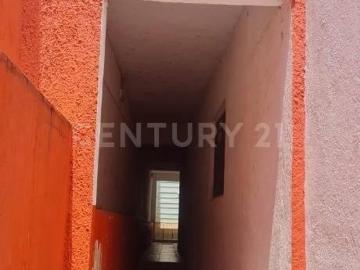 Casa En Venta En Colonia Santa Cruz De las Huertas, Tonalá