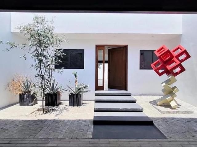 Casa en Venta en Colonia Seattle, Zapopan, Jal