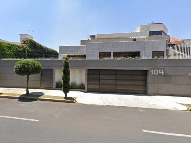 CASA EN VENTA EN COLONIA PASEOS DE TAXQUEÑA, COYOACAN, CDMX C.P. 04250