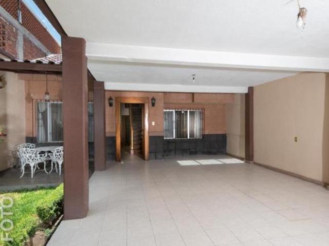 Casa en Venta en Colonia Prados Verdes con recámara en planta baja