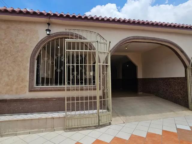 Casa en venta en Colonia Vista Hermosa