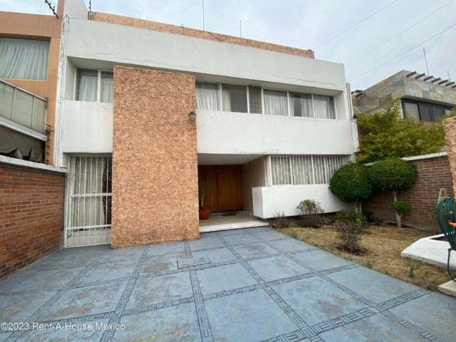 Casa en venta en Colonial Satelite, Naucalpan de Juárez, México