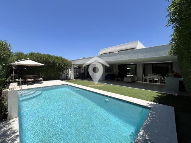 Casa en Venta en Colegio Highlands