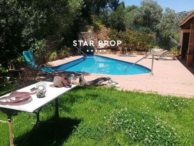Chalet en venta en calle Cap de Creus, Colera, de 245 m² 5 habitaciones por 550.000