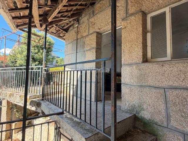 Casa en venta en Coles. Casa de piedra con gran potencial en Coles, a 10 minutos de Ourense. Casas.