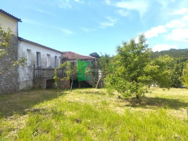 Casa en venta en Coles. Casas.