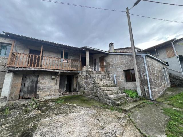 Casa en venta en Coles. Casas.
