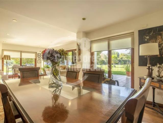 Casa en venta en Colina Chicureo ESPECTACULAR | 6 dormitorios por 21800.00 en Colina