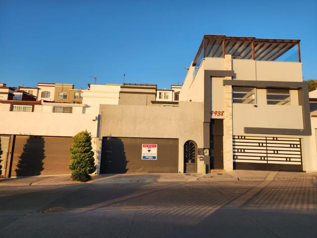 CASA EN VENTA EN COLINAS DE CHAPULTEPEC, TIJUANA