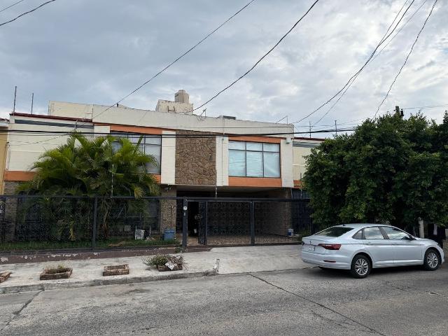 Casa en venta en Colinas de la Normal