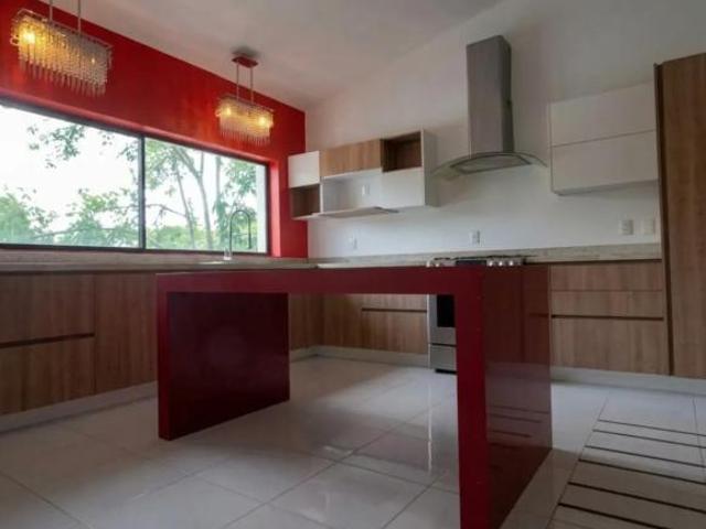 CASA EN VENTA EN COLINAS DE SAN JAVIER, ZAPOPAN