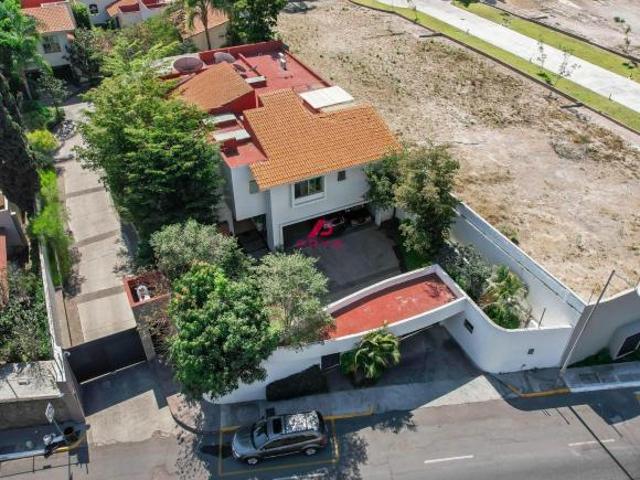 Casa en Venta en Colinas de San Javier, Zapopan