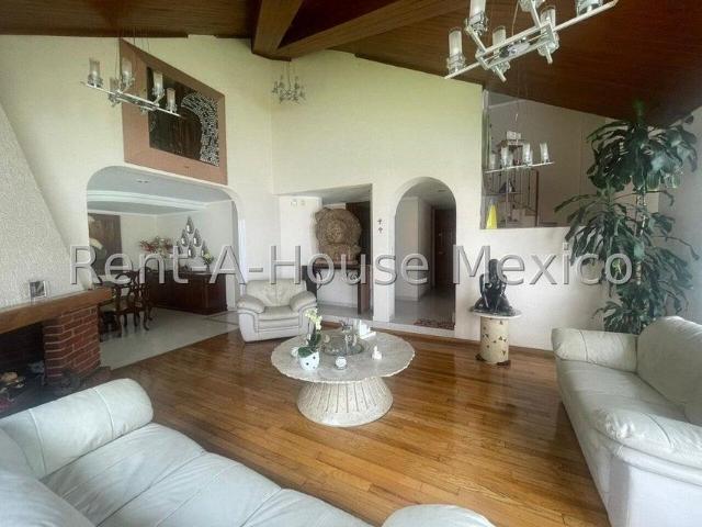 Casa en Venta en Colinas del Bosque 25 1095