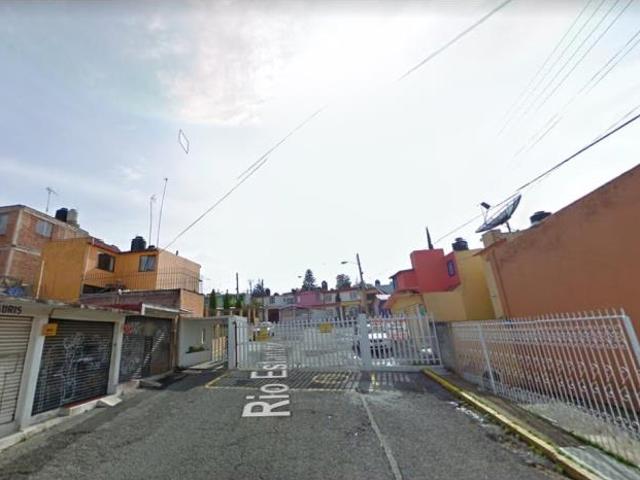 Casa en venta en Colinas del Lago, Cuautitlán Izcalli, México