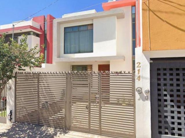 CASA EN VENTA EN COLINAS DEL PADRE ZACATECAS