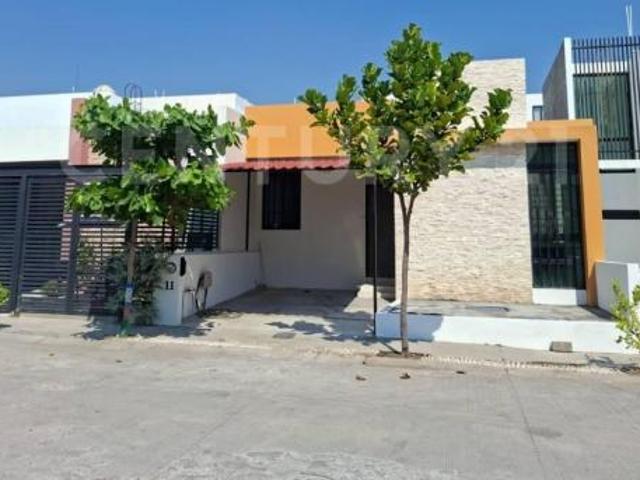 Casa en Venta en Colinas del Real, Villa de Álvarez, Colima