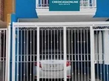 Casa en Venta en Colinas del Rey, Zapopan Espacio y Comodidad