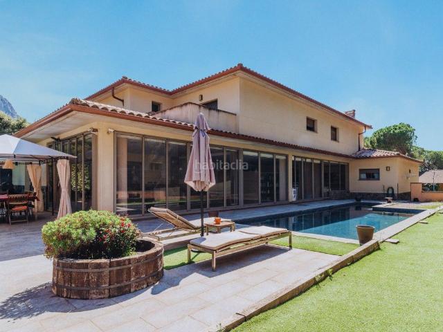 Casa en venta en Collbató. Casas.