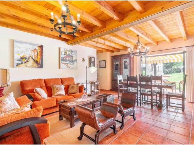 Casa en Venta en Colunga