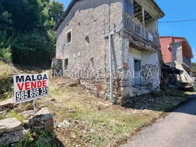 Casa en Venta en Colunga