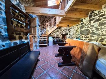 Casa en venta en Colunga. SE VENDE CONJUNTO DE TRES EDIFICACIONES Y TERRENO EN FANO, LIBARDÓN. Casas.