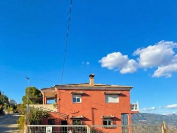 Casa en venta en Comares, Málaga