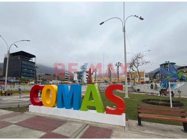 Casa en venta en Comas a S/613,800