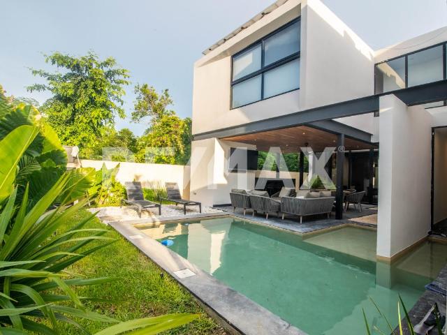 CASA EN VENTA EN COMPOSTELA, MÉRIDA YUCATÁN